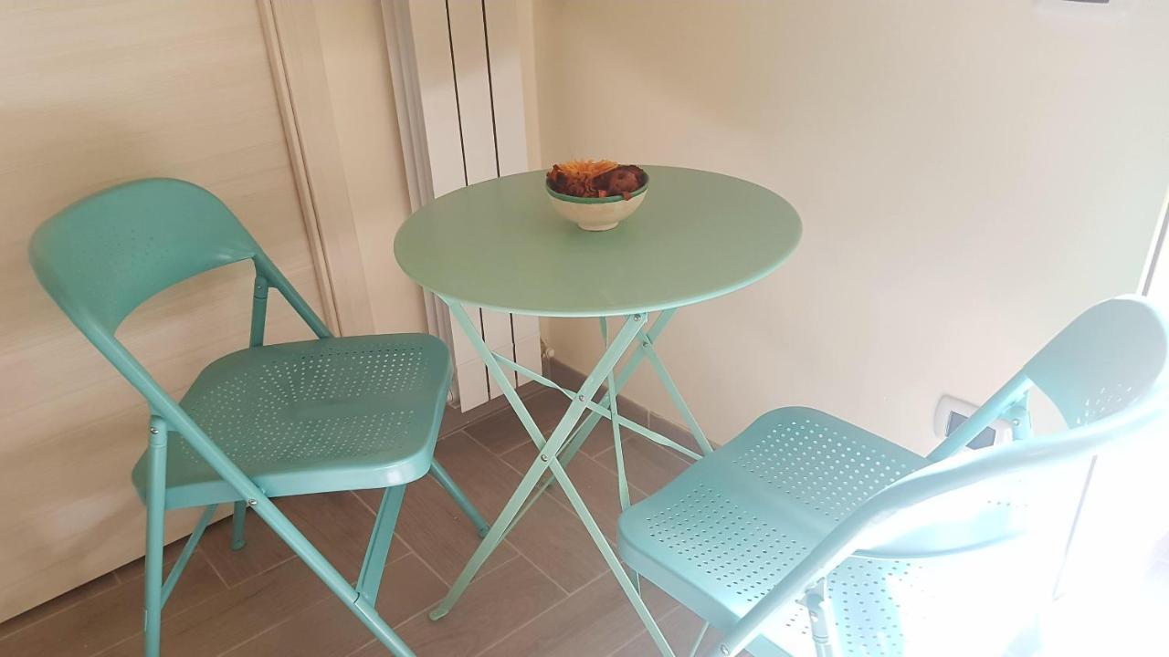 Metro Duomo B&B Nápoly Kültér fotó